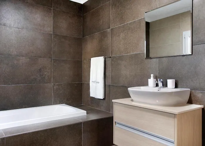 Colina Villa Salir de Matos